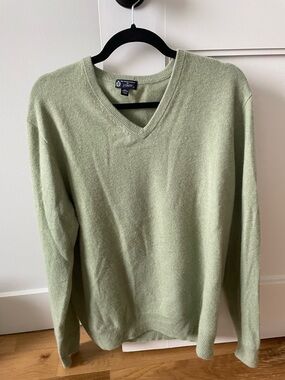 J. Crew cashmere V-Neck Sweater in Sage Green